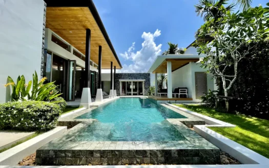 Luxury 4-Bedroom Pool Villa at Botanica Bangtao Beach